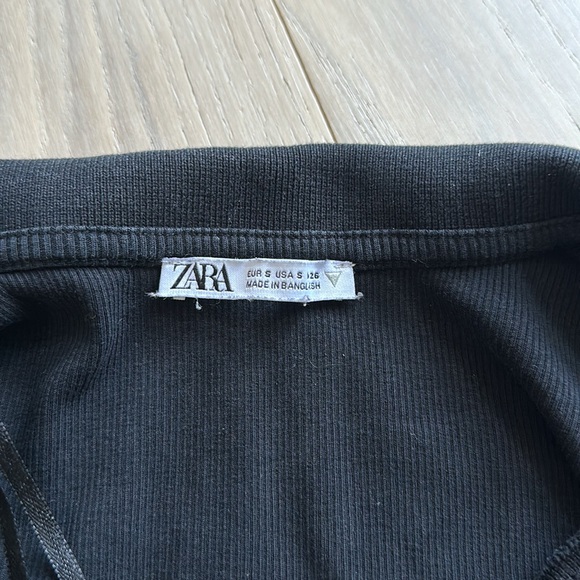 Zara Black Cropped Collared Shirt in Small - Picture 3 of 3